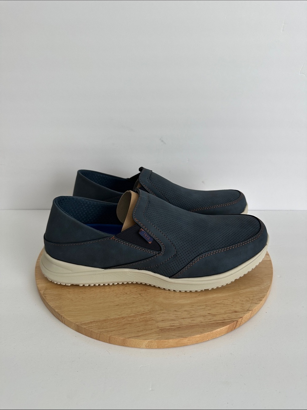 Nunn Bush Conway Mens Moc Closed Toe Slip-On Shoe